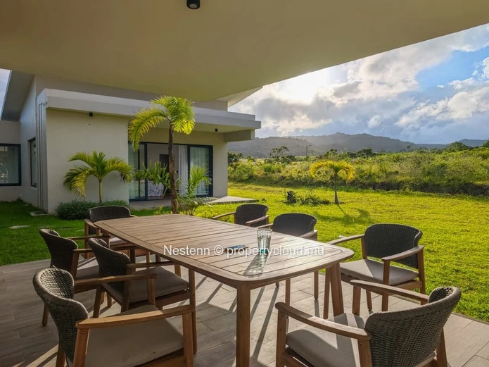 Spacious villa of 4 bedrooms