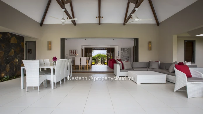 Villa moderne de 4 chambres en résidence sécurisée