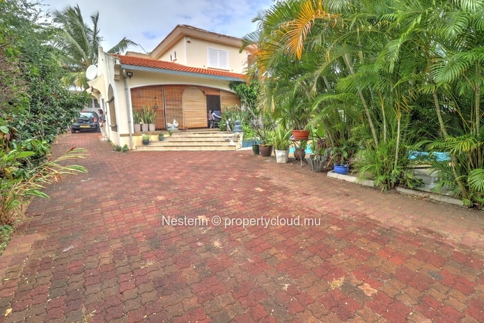 Magnifique villa dans un quartier résidentiel