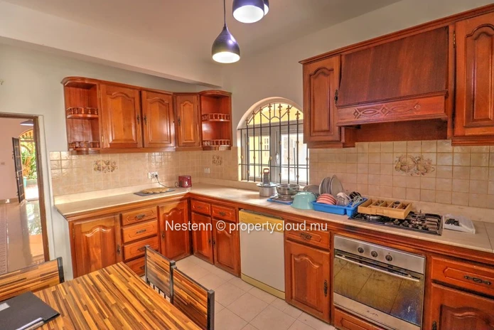 2-Bedroom beachfront apartment