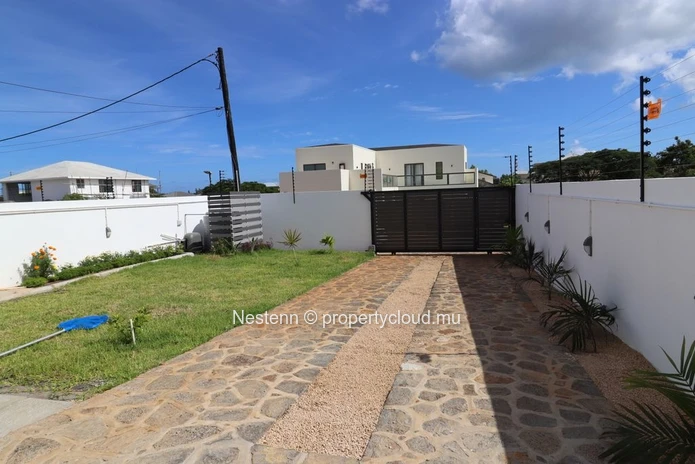 Élégante villa contemporaine avec suites 