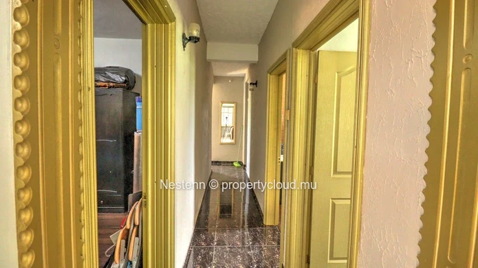 Maison meublée de 6 chambres dans un quartier calme