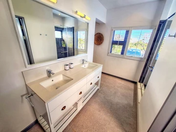 4 Bedroom Apartment