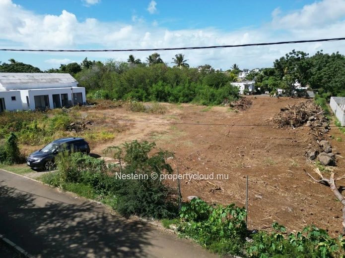 Terrain de 847m2