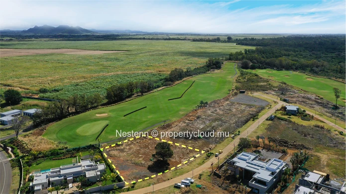 Exquisite golfside living: Luxurious off-plan villa
