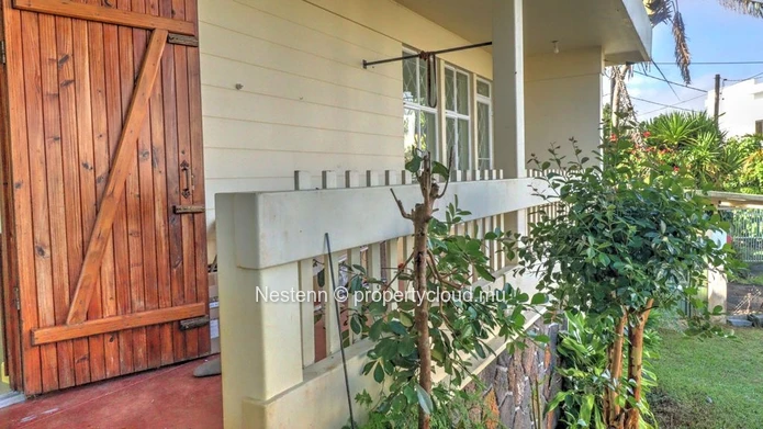 Traditional single-storey villa with 4 bedrooms