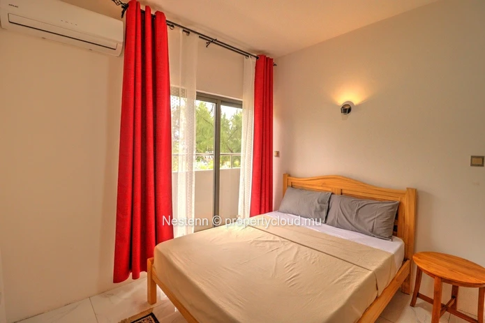 Superbe appartement avec vue mer dans une résidence avec accès direct à la plage. 