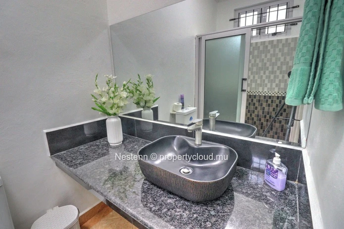 Appartement avec piscine privée