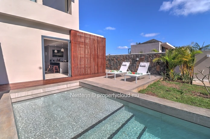 Villa 3 chambres avec piscine privée jacuzzi accès mer et proche golf