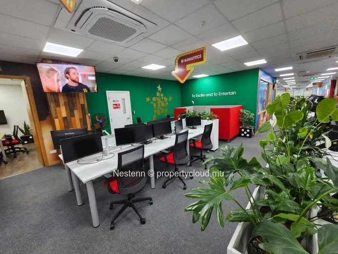 Office space of 668 m² 