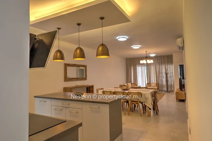 Appartement meublé de 3 chambres en résidence sécurisée 