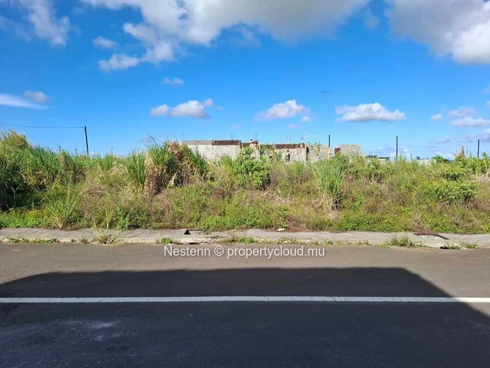 520 m² land with stunning sea and mountain views.