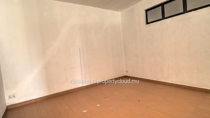 Commerce of 110m2
