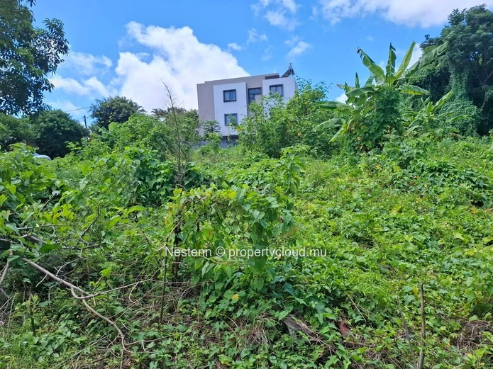 Residential plot of 2,089 m² in a very good location
