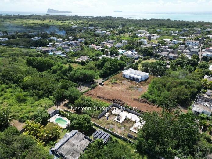Terrain de 847m2