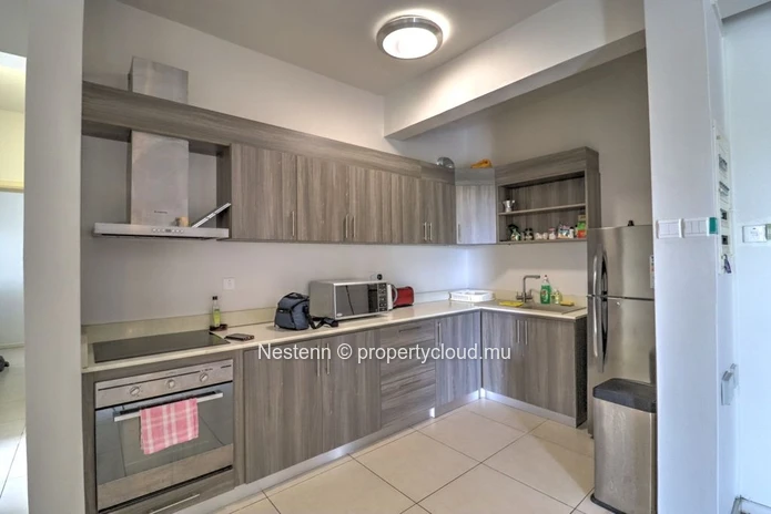 Beautiful three-bedroom apartment with terrace and sea view