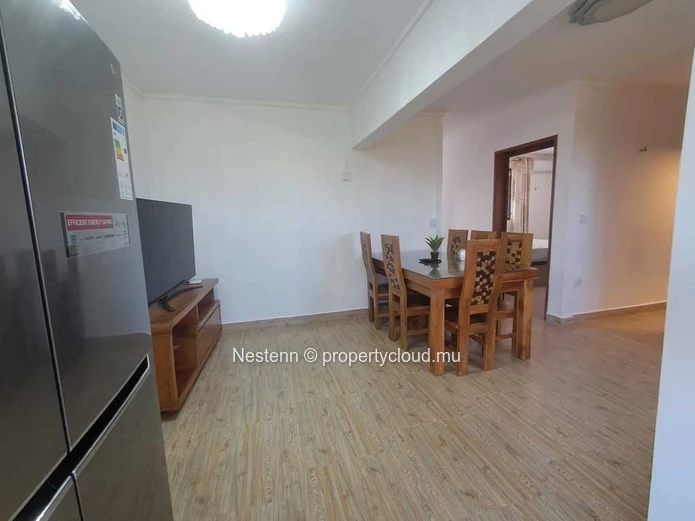Apartment with shared pool and parking
