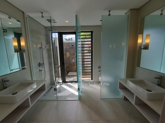 Solaia, Villa Preneuse with Golfview and 4 Bedrooms