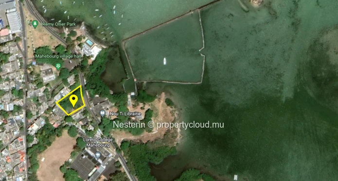 Terrain de 1, 477 m² Idéal pour projets résidentiels ou d'investissement