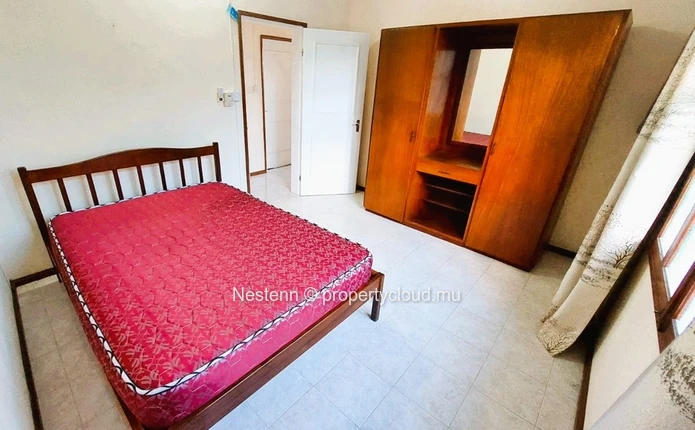 Spacious traditional apartment with 2 bedrooms