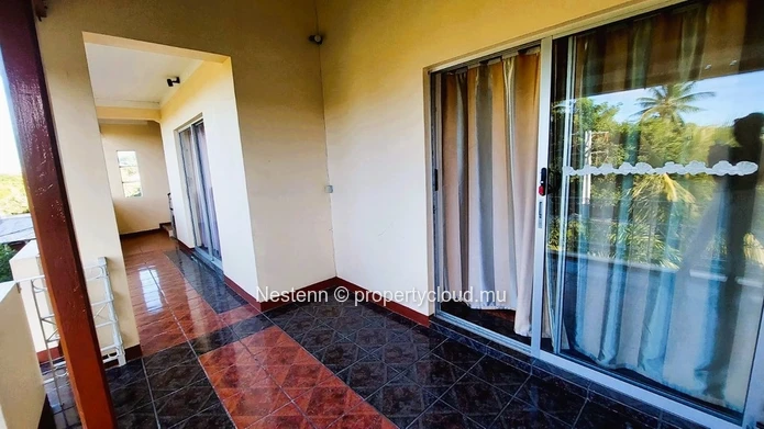 Spacious traditional apartment with 2 bedrooms
