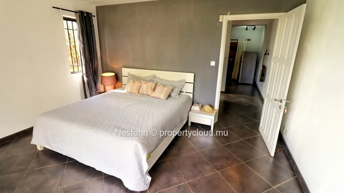 Superbe villa familiale de 4 chambres dans un domaine sécurisé et recherché