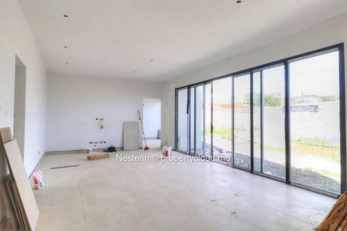 Maison de 3 chambres à finir 
