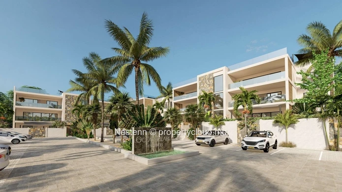 Apartment with private pool and garden offering an exclusive tropical lifestyle