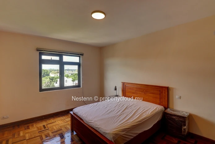 Elegant furnished penthouse with stunning views
