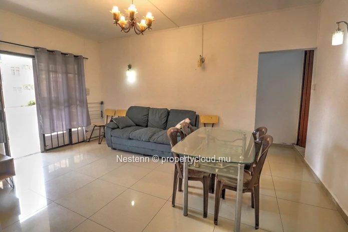3-bedroom apartment near the beach