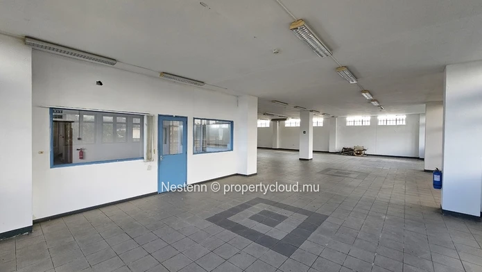 Bureau espace-ouvert de 560m²