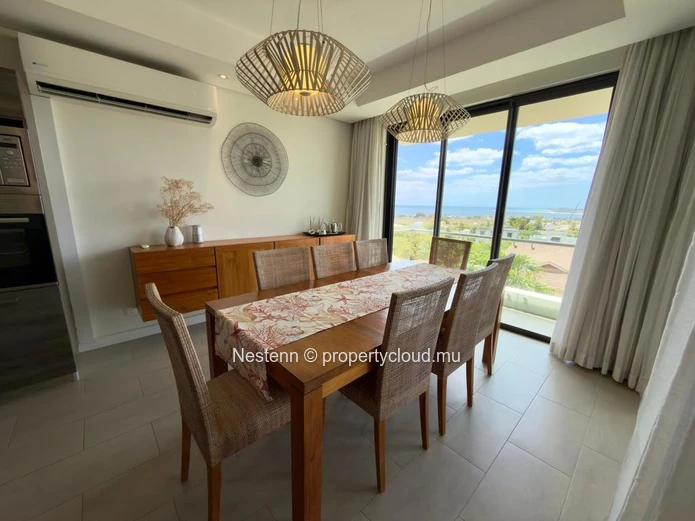 Bel appartement en duplex meublé avec 3 chambres 