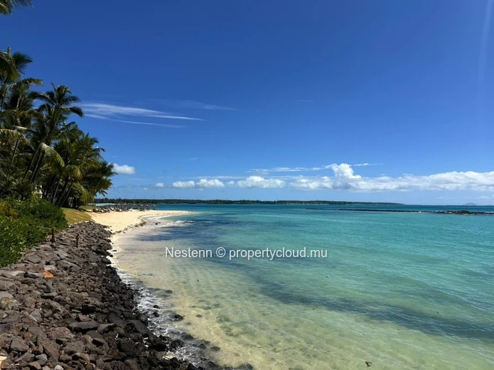 Beautiful furnished duplex just steps from the beach