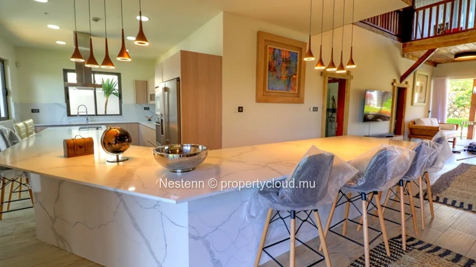 Sublime villa de 6 chambres de style balinais en résidence sécurisée