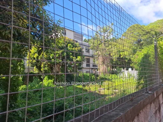 Terrain commercial de 333,5 m² 