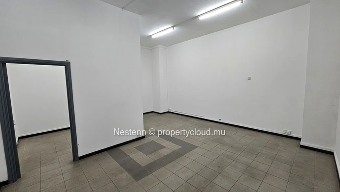 Bureau de 560m²  