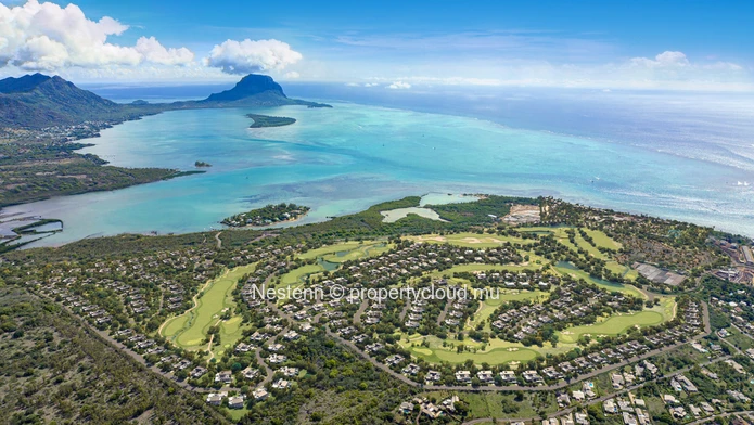 Somptueuse villa éco-responsable de 4 chambres en suite sur golf
