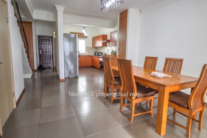 Appartement vue mer sur trois niveaux