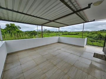 6 Bedroom House