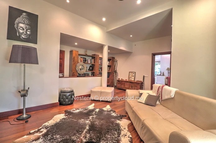 Villa de 3 chambres au sein d'un domaine golfique de renom.