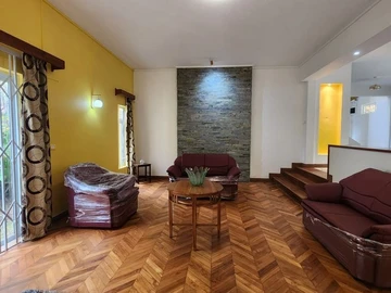 Maison de 5 Chambres