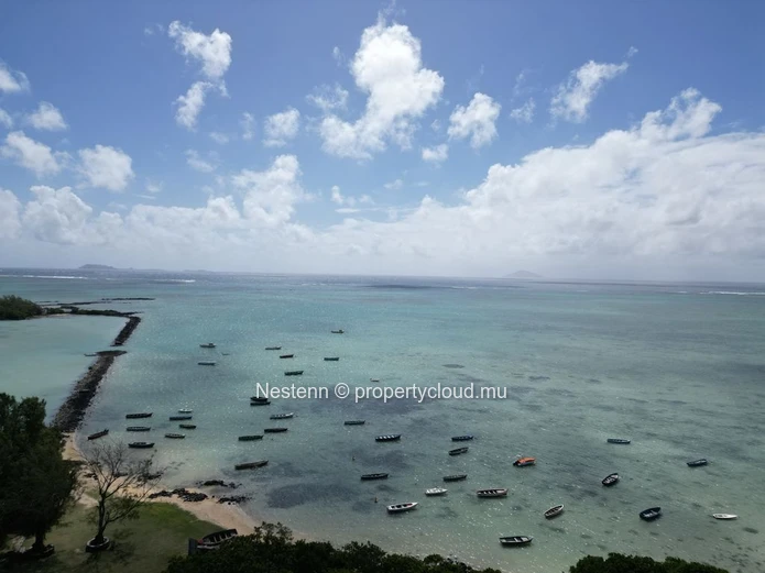 Residential plot of 600m² just steps from the beach 