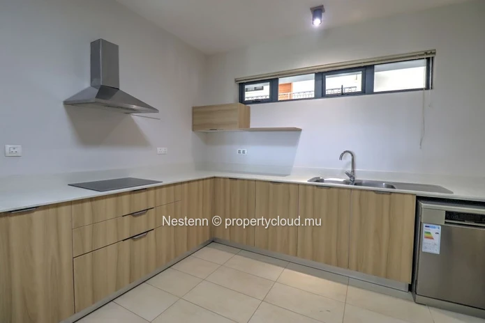 Élégant appartement meublé de 3 chambres avec vue imprenable 