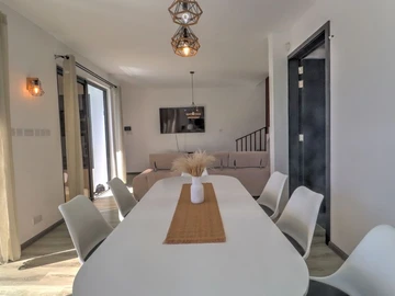 Maison de 4 Chambres