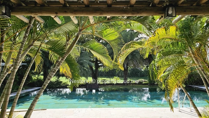 Villa de 8 chambres dans le prestigieux Golf Estate