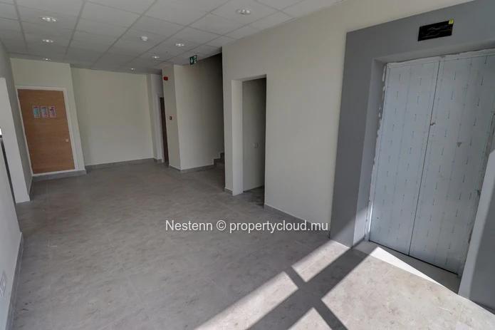 Exclusive office on the 1st Floor 