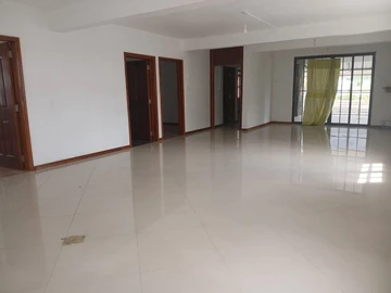 8 Bedroom House