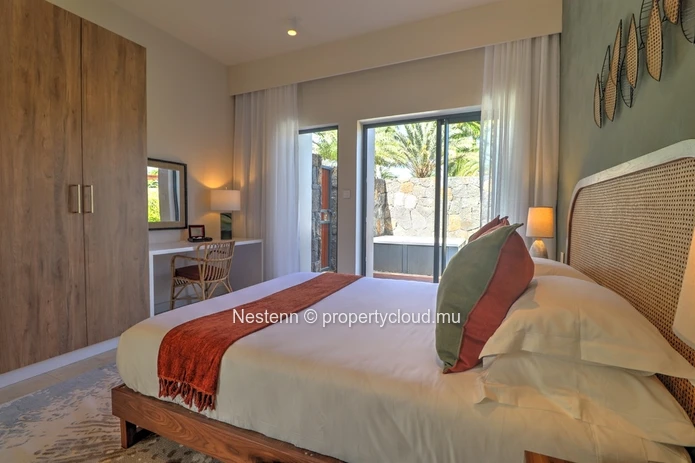 Villa 3 chambres avec piscine privée jacuzzi accès mer et proche golf