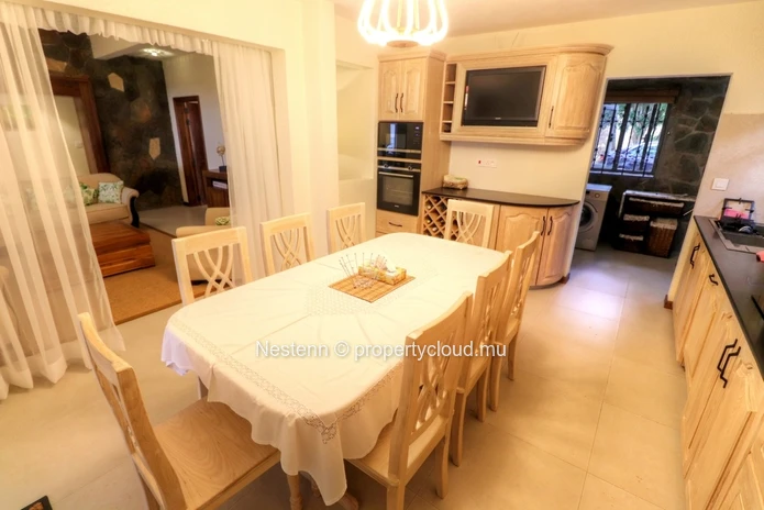 Maison raffinée de 3 chambres en bord de plage