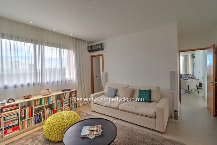 Somptueuse villa de 4 chambres avec vue plongeante sur nature et rivière 